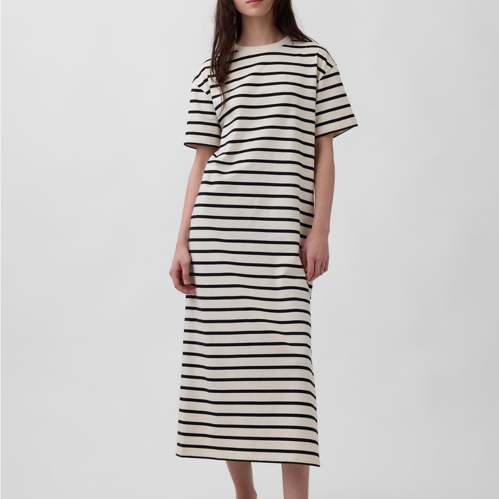 GAP Black and White Striped Midi Dress